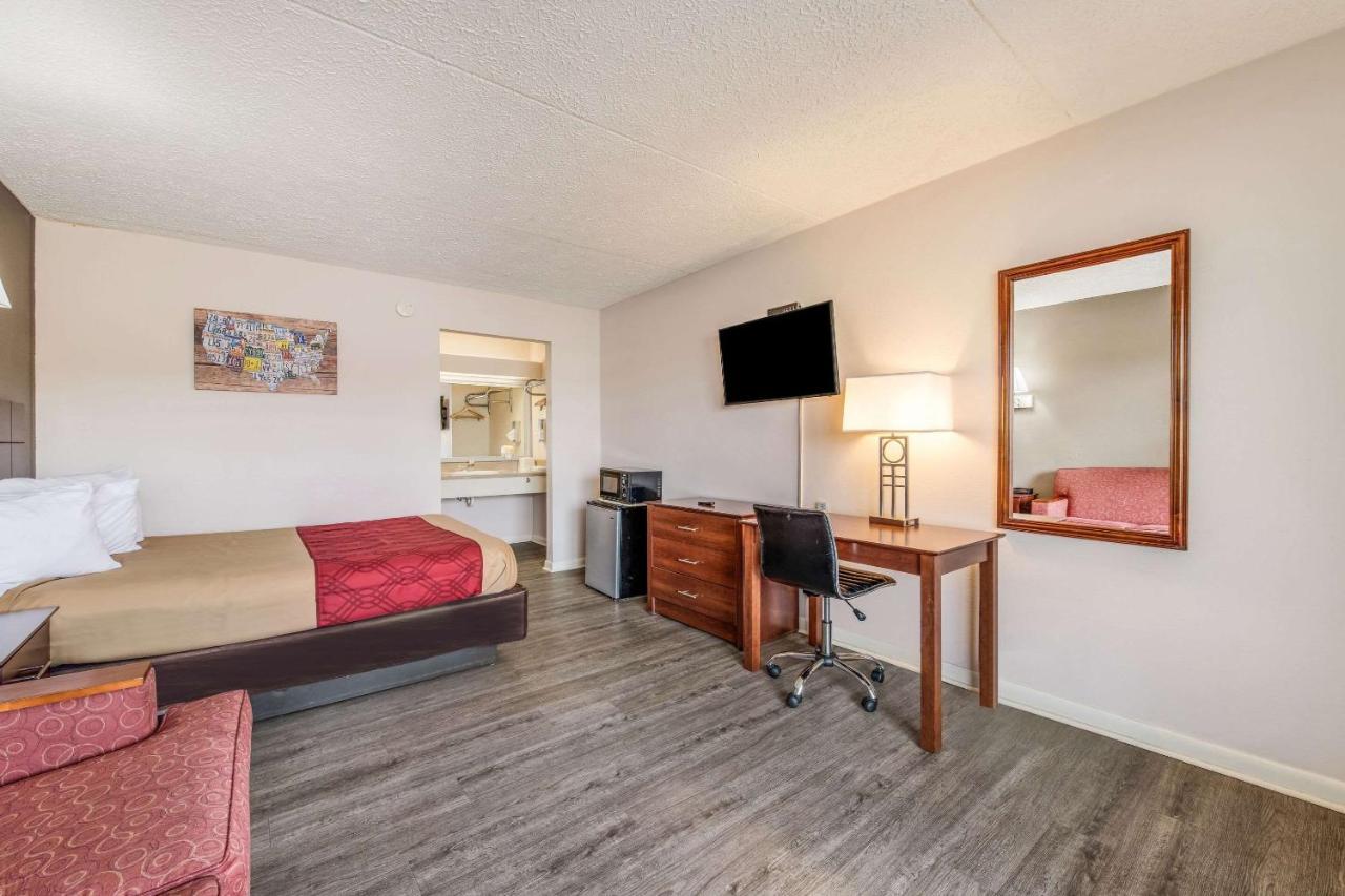 Lodge Econo