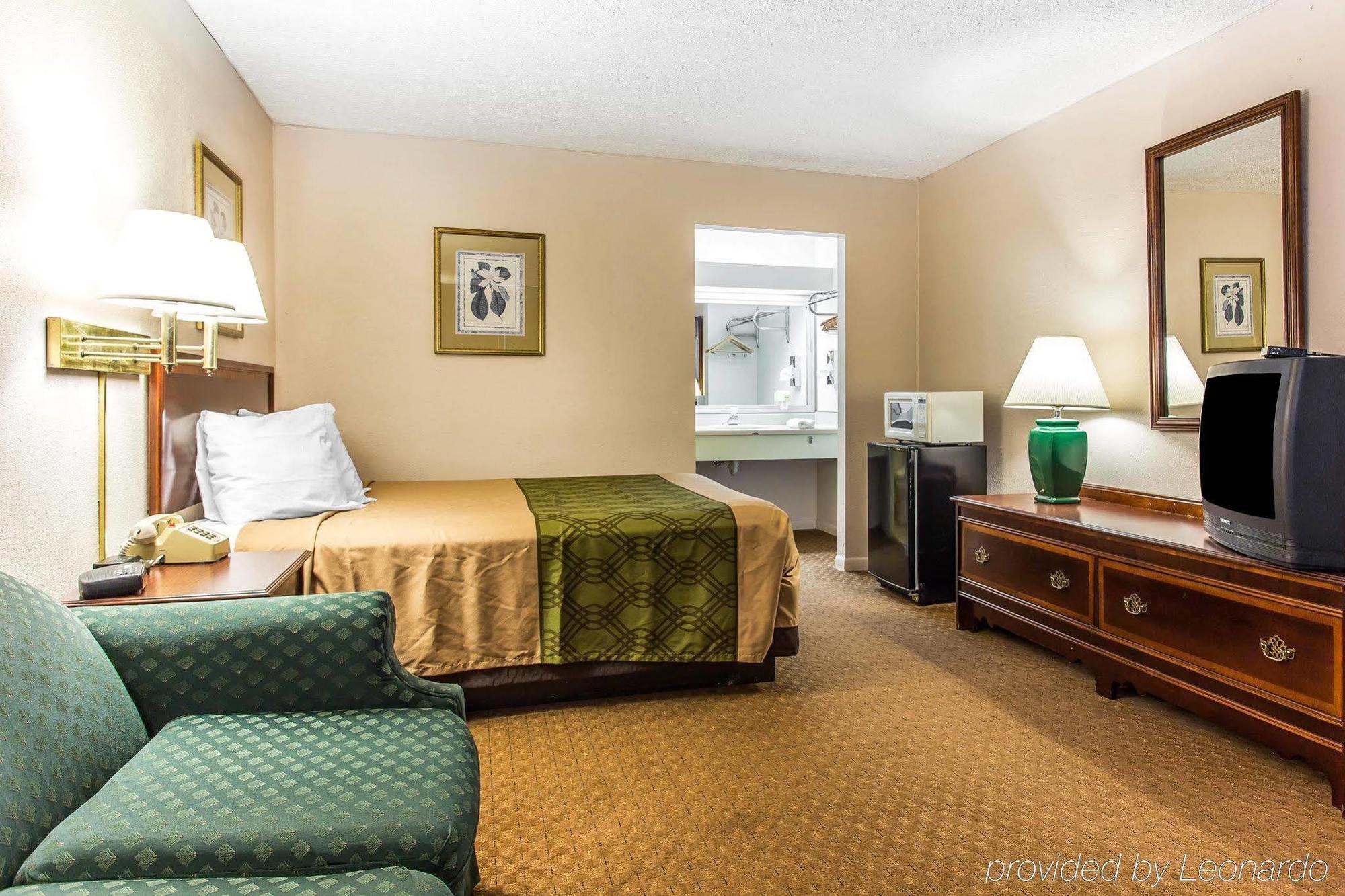 Lodge Econo